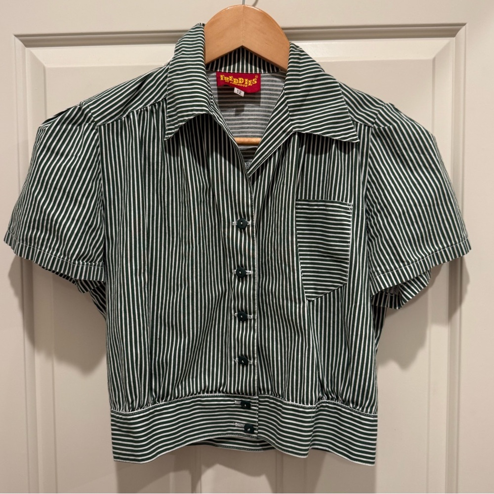 Freddie’s of Pinewood Green Striped Cropped Work Blouse Top 1950s US 6